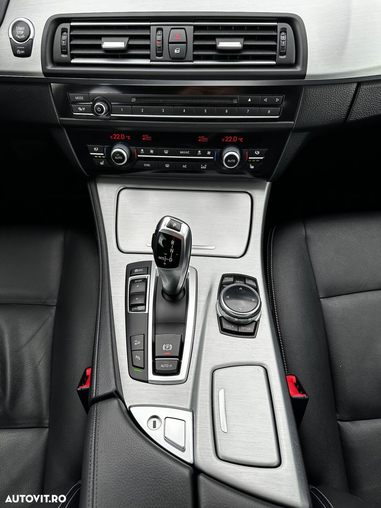 BMW Seria 5 520d xDrive Aut. - 28