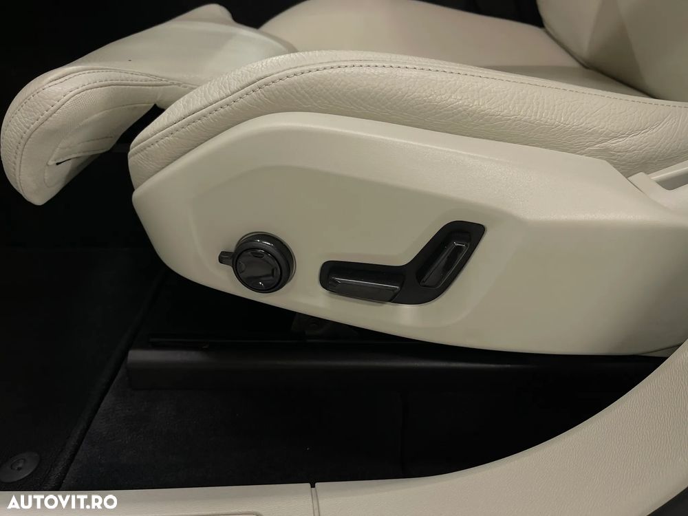 Volvo XC 60 B5 D AWD Geartronic Inscription - 21