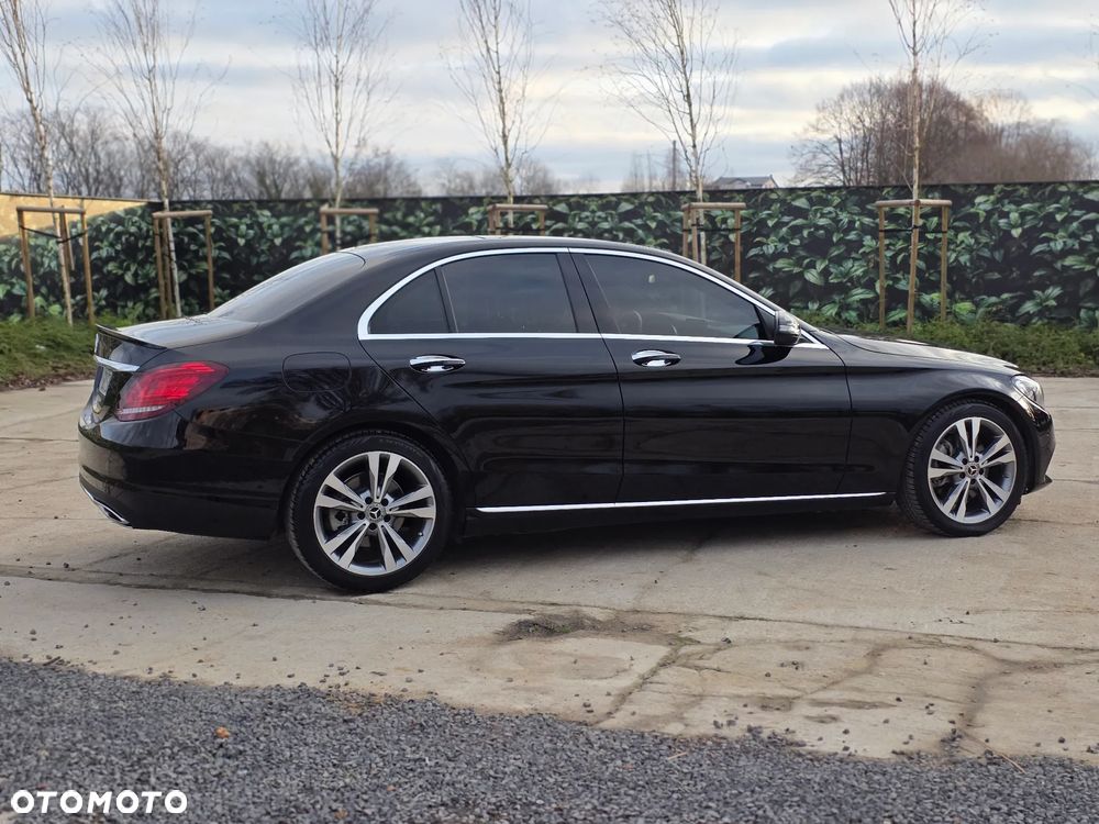 Mercedes-Benz Klasa C 300 9G-TRONIC Avantgarde - 10