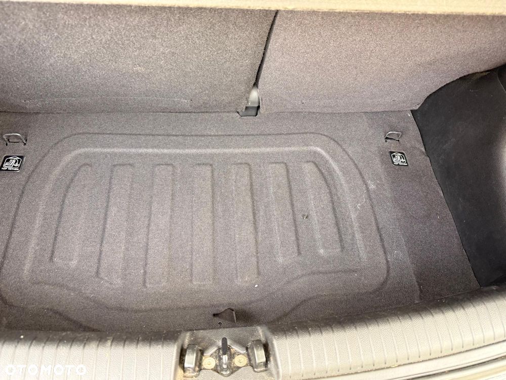 Hyundai i10 1.0 Black Line - 9