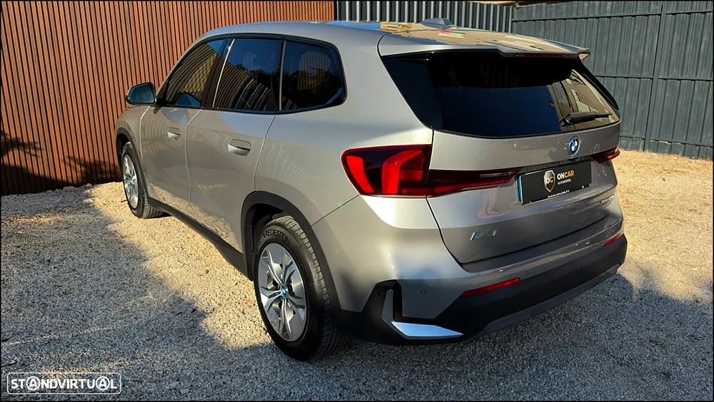 BMW iX1 xDrive30 - 15