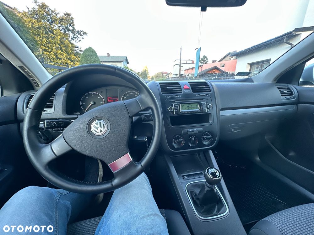 Volkswagen Golf 1.9 TDI Comfortline - 8