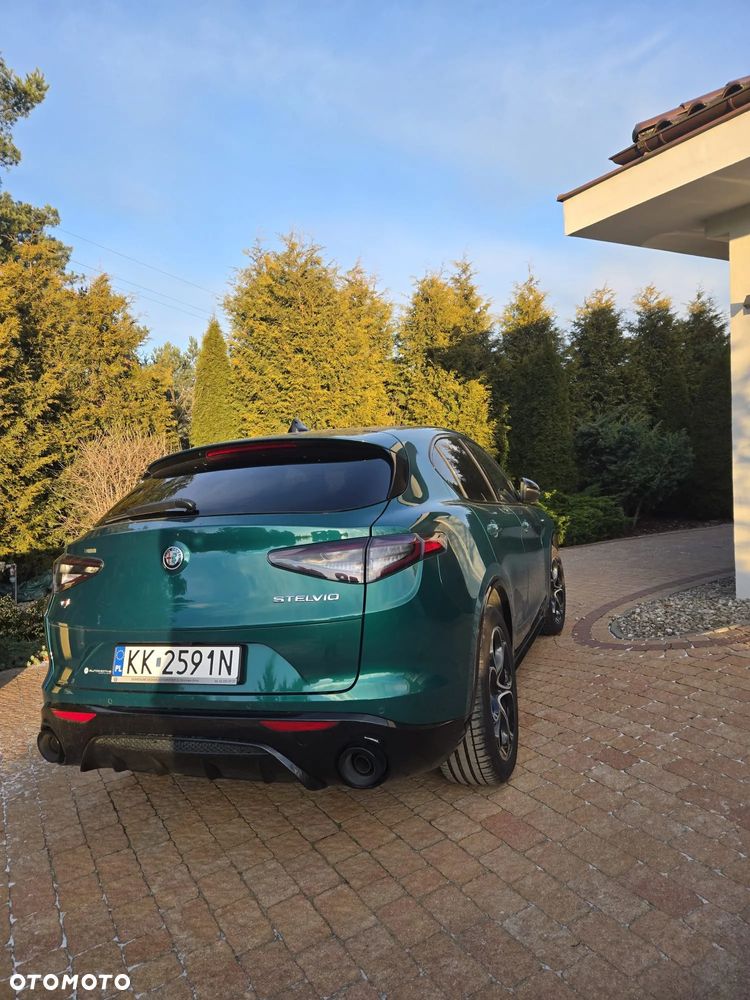 Alfa Romeo Stelvio 2.0 Turbo Veloce Q4 - 6