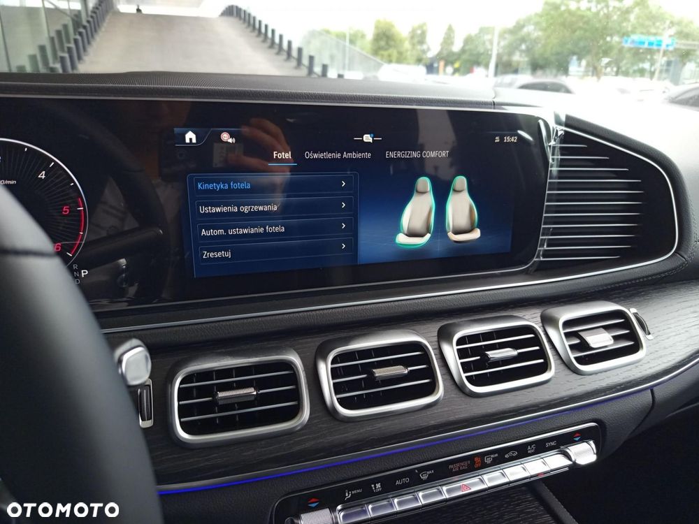 Mercedes-Benz GLE - 21