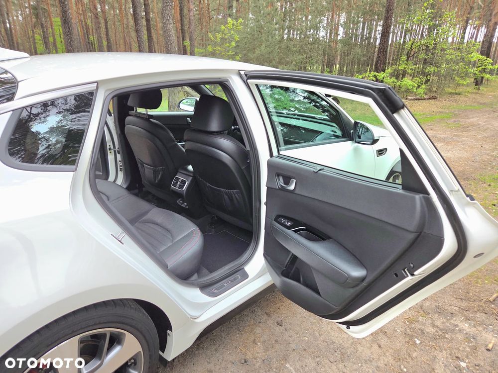 Kia Optima - 5
