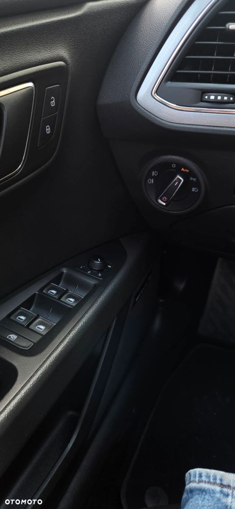 Seat Leon 2.0 TDI FR S&S DSG - 27