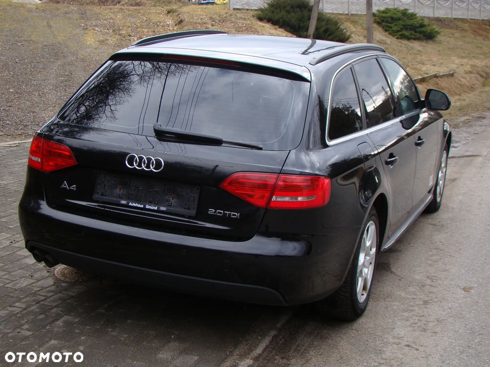 Audi A4 Avant - 10