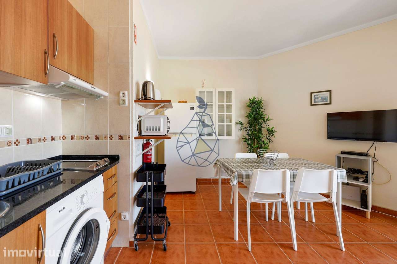 Apartamento T1 Renovado com Vista Mar na Praia da Rocha - Grande imagem: 5/40