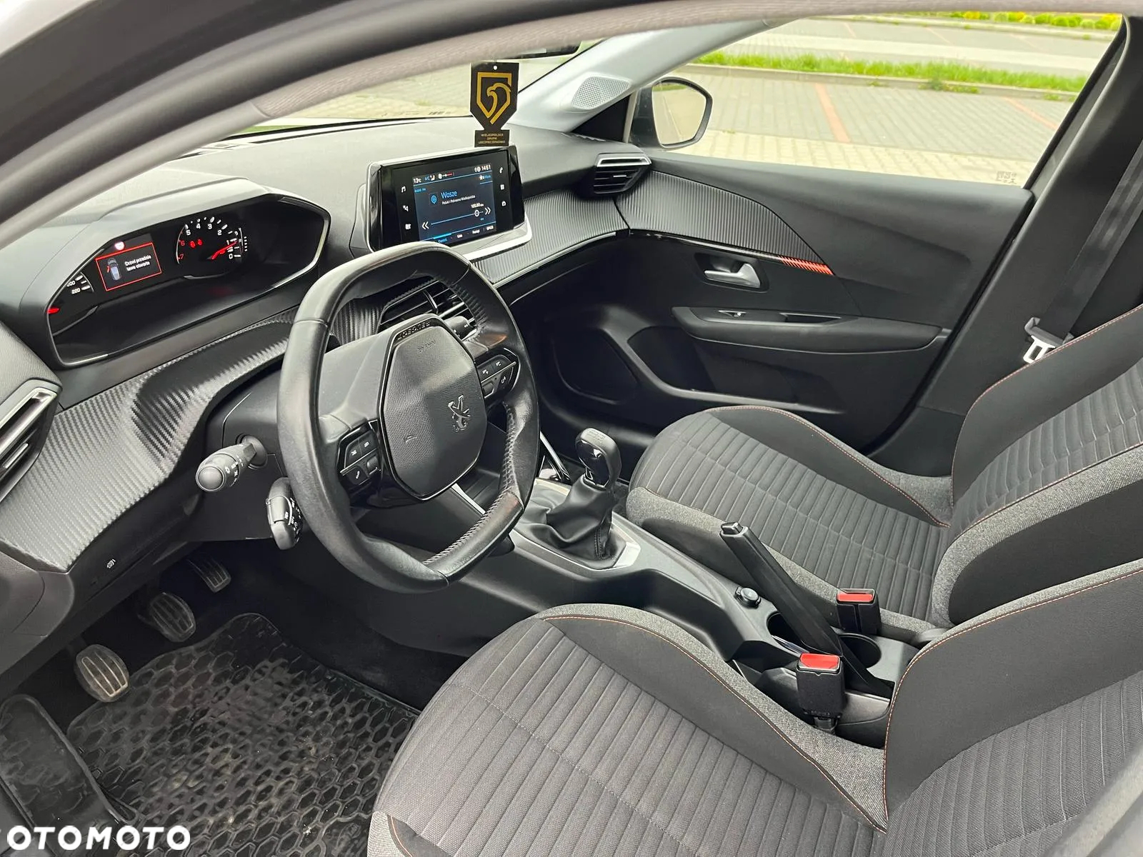 Peugeot 208 1.2 PureTech Allure S&S - 7