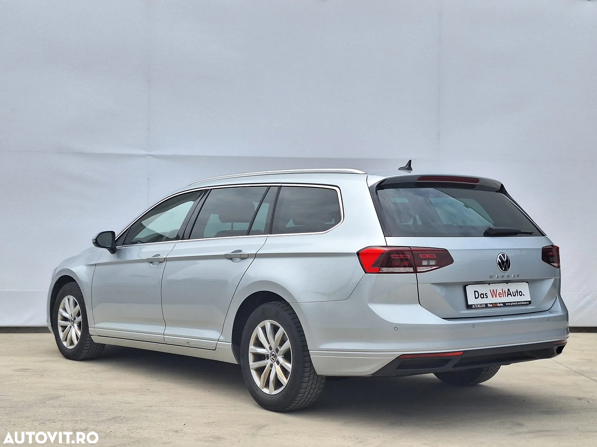 Volkswagen Passat - 3