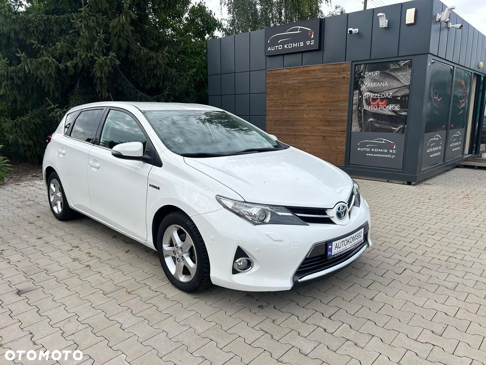 Toyota Auris - 1