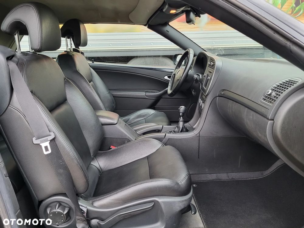 Saab 9-3 1.9 Cabriolet TiD DPF Linear - 32