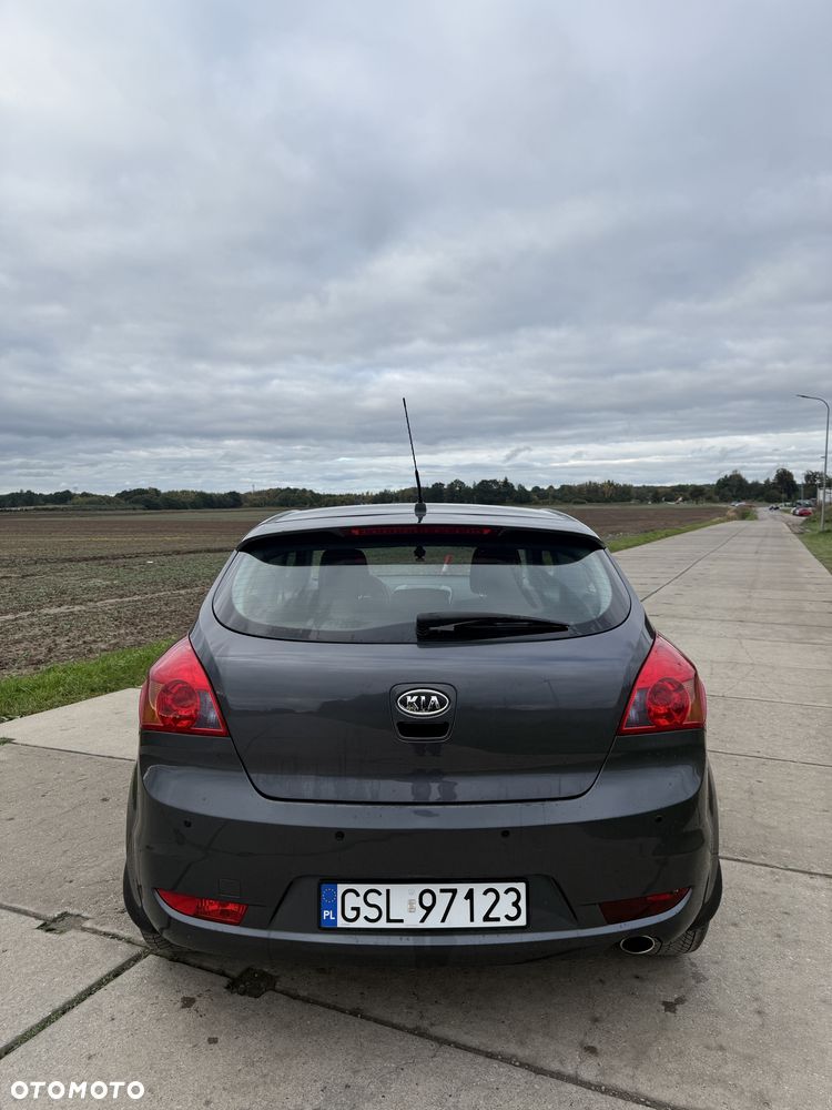 Kia ProCeed - 5