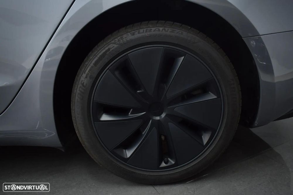 Tesla Model 3 Tração Traseira - 4