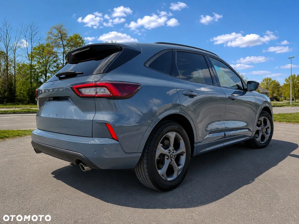 Ford Escape - 10