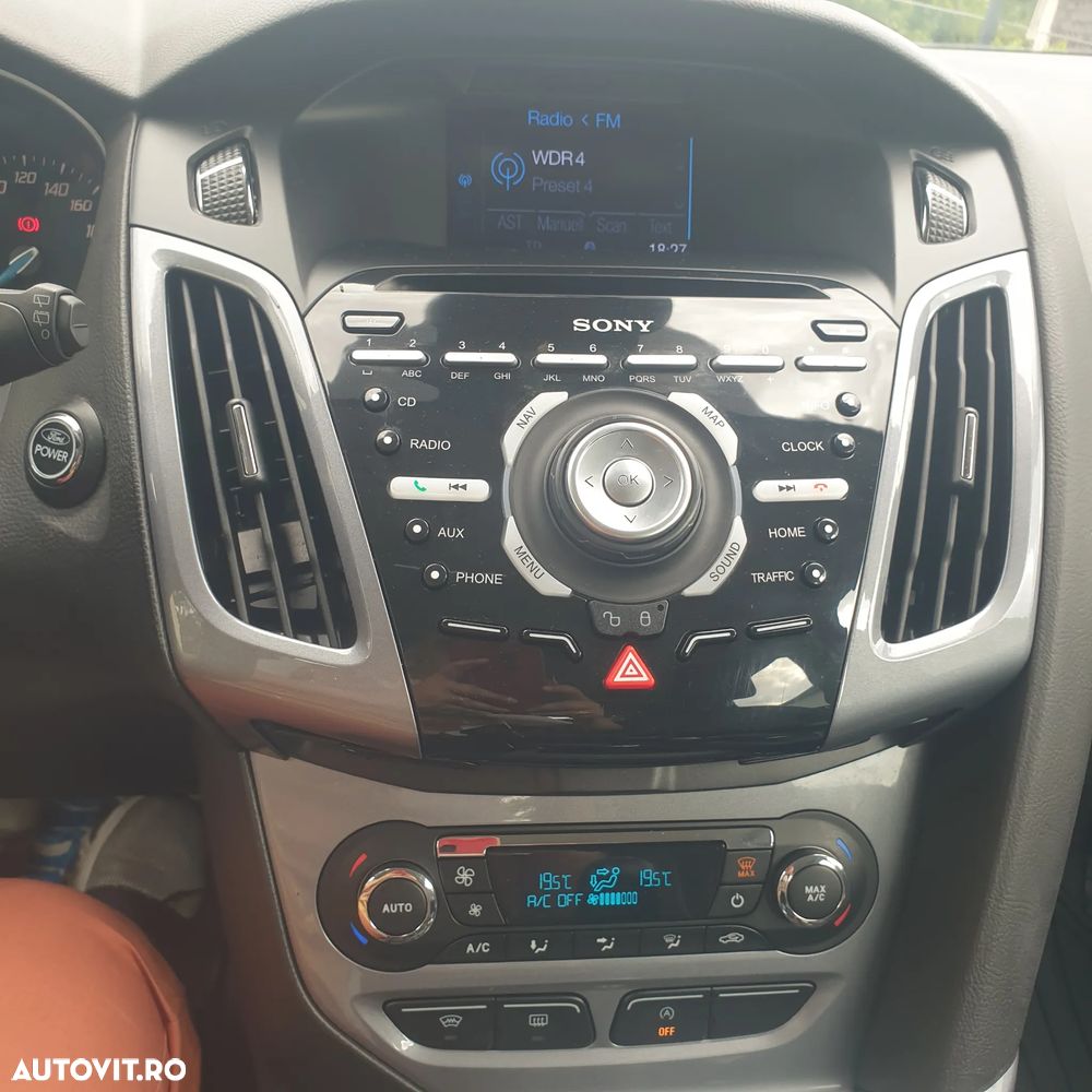 Ford Focus 1.6 EcoBoost Start-Stopp-System Champions Edition - 5
