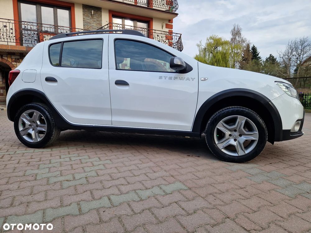 Dacia Sandero 0.9 TCe Laureate S&S - 10