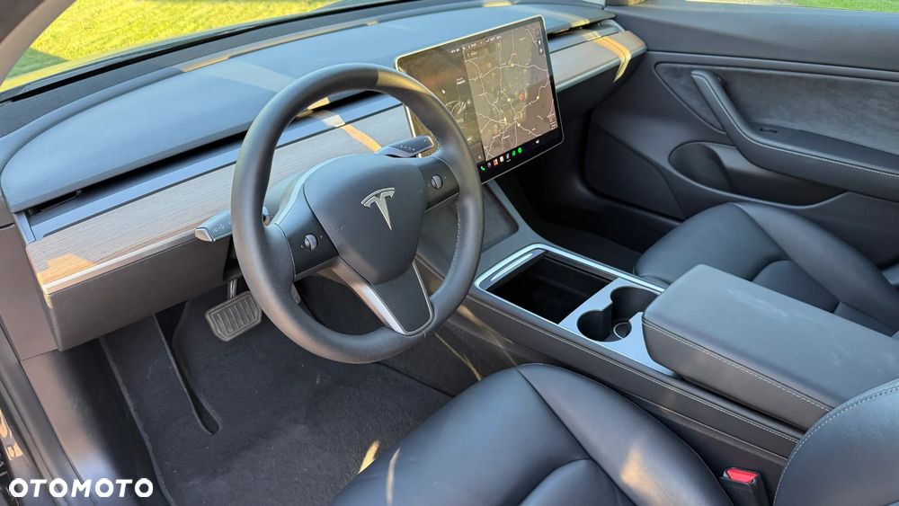 Tesla Model 3 Langstreckenbatterie Allradantrieb Dual Motor - 10