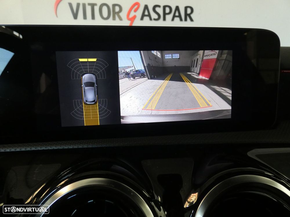 Mercedes-Benz A 180 d AMG Line - 31