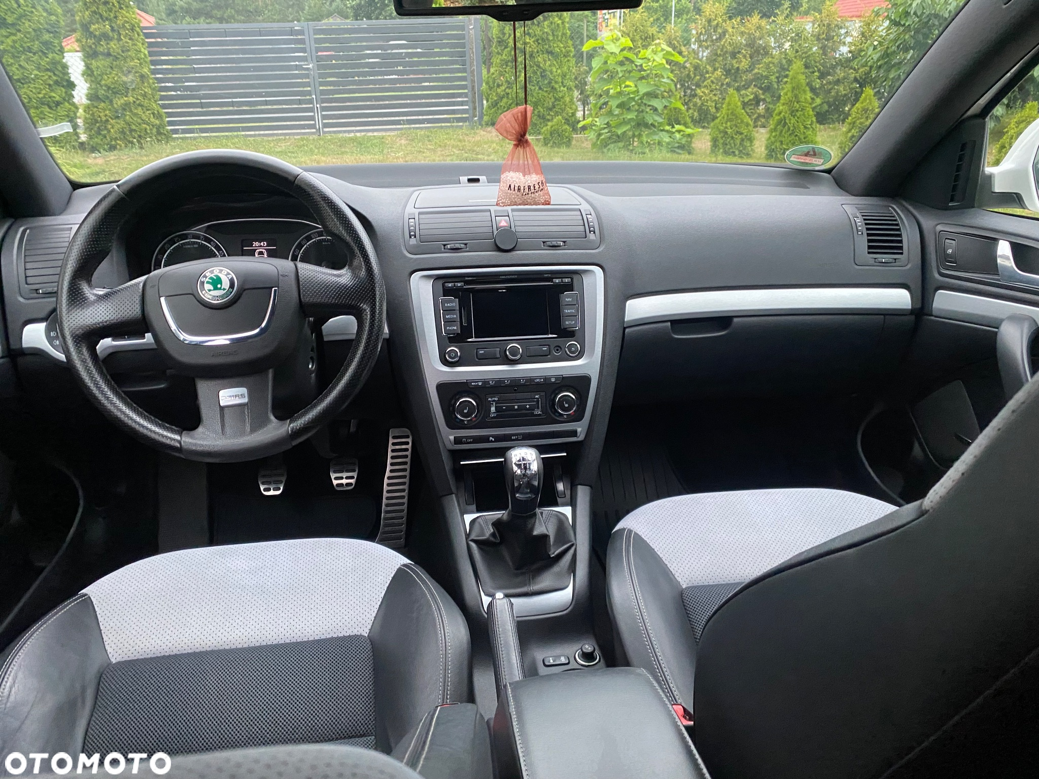 Skoda Octavia 2.0 TDI RS - 36