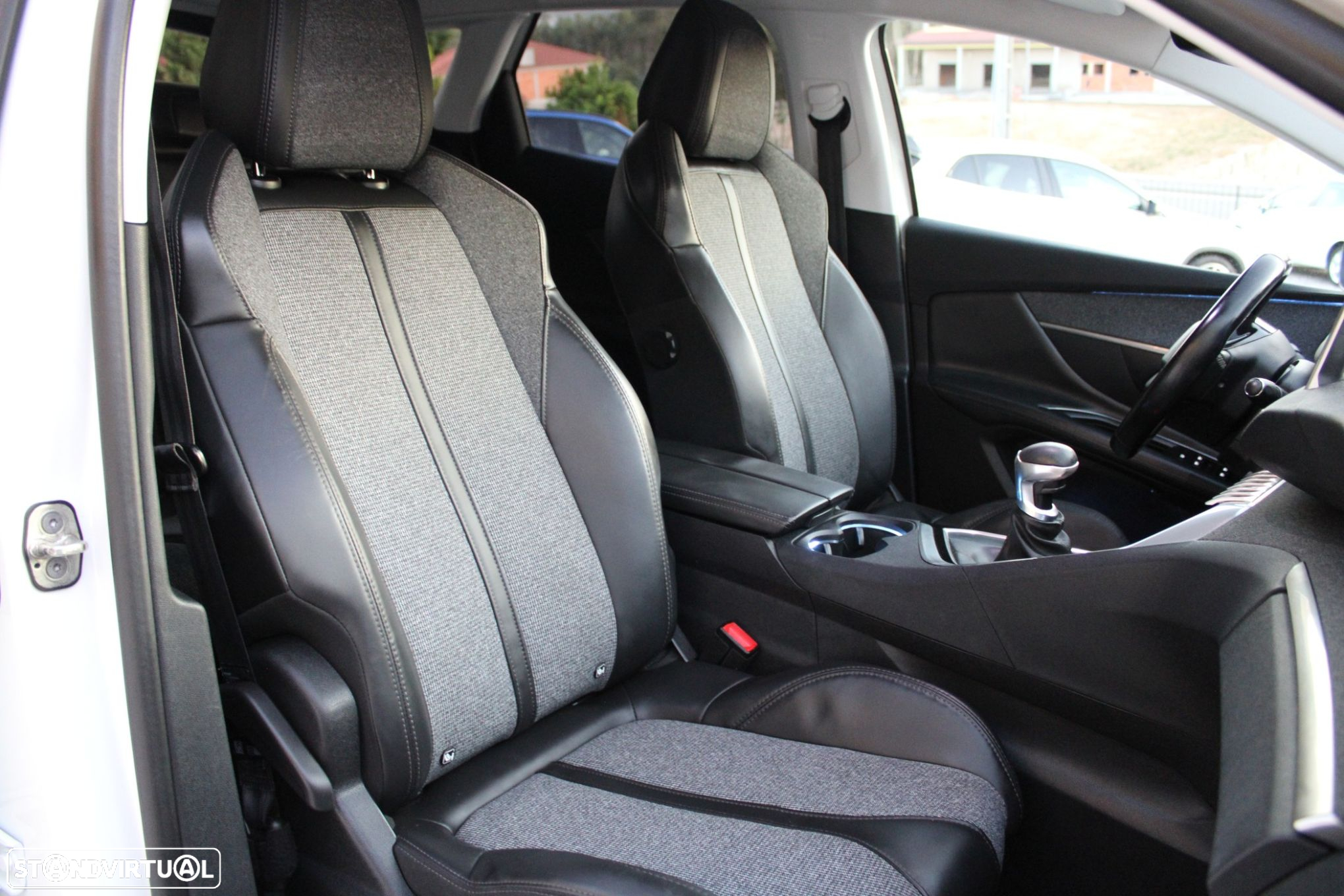 Peugeot 3008 1.6 BlueHDi Allure Grip Control - 12