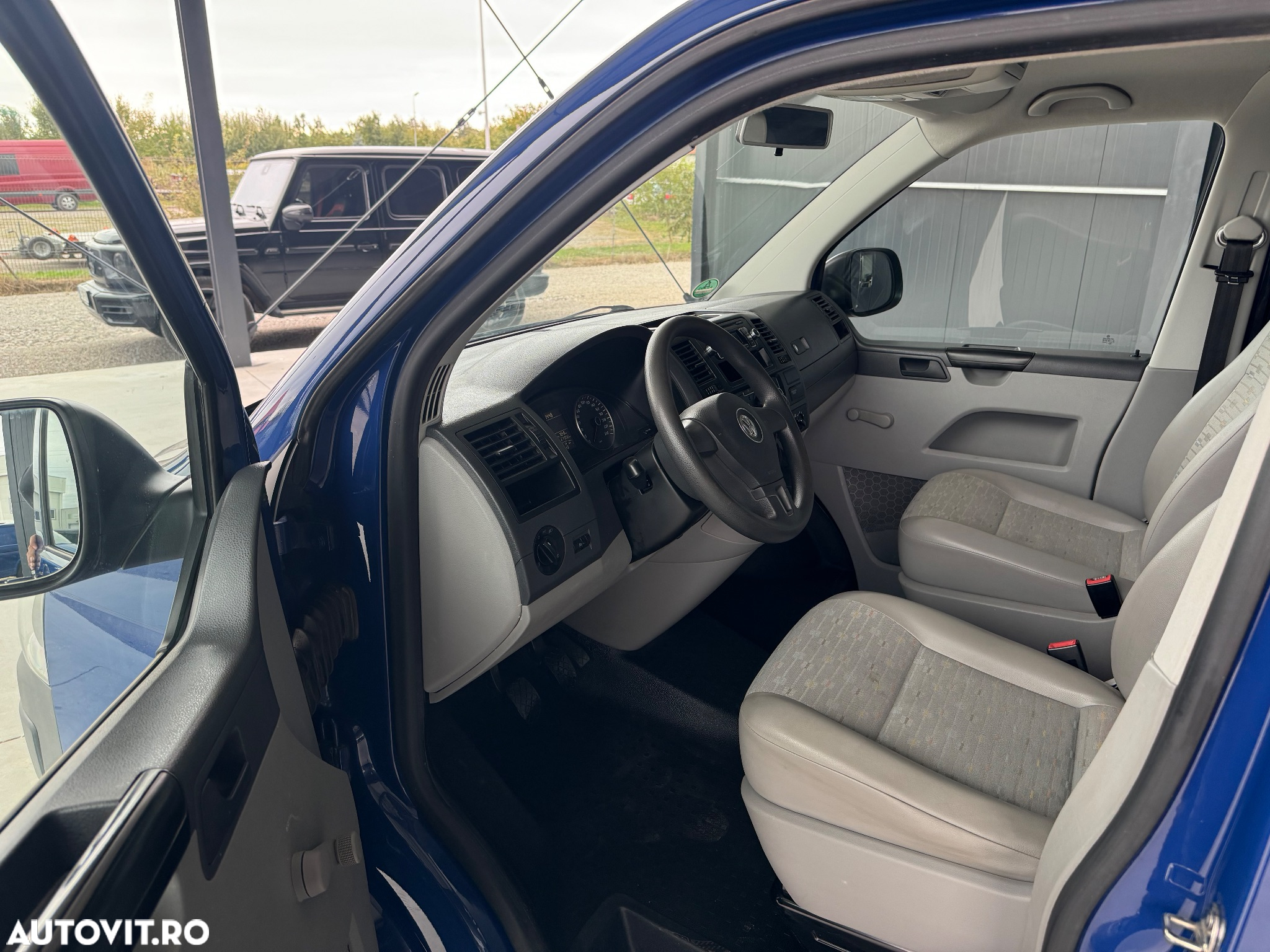Volkswagen Transporter - 12