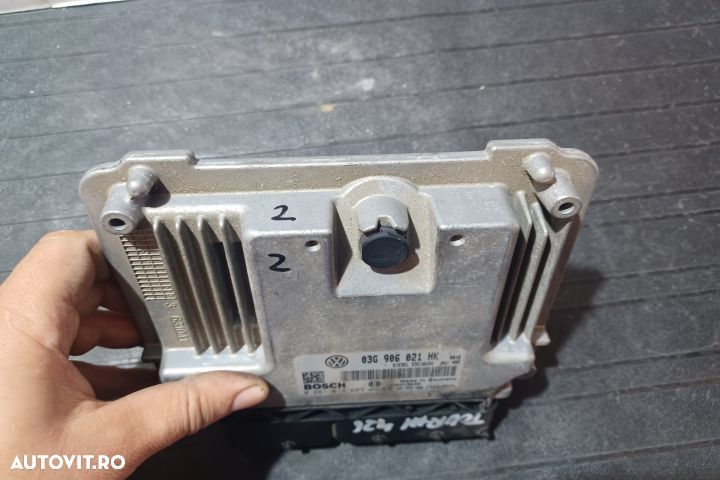 Calculator motor ECU 03G906021HK 0281013683 - 1.9 BLS  03G906021HK 02 - 4