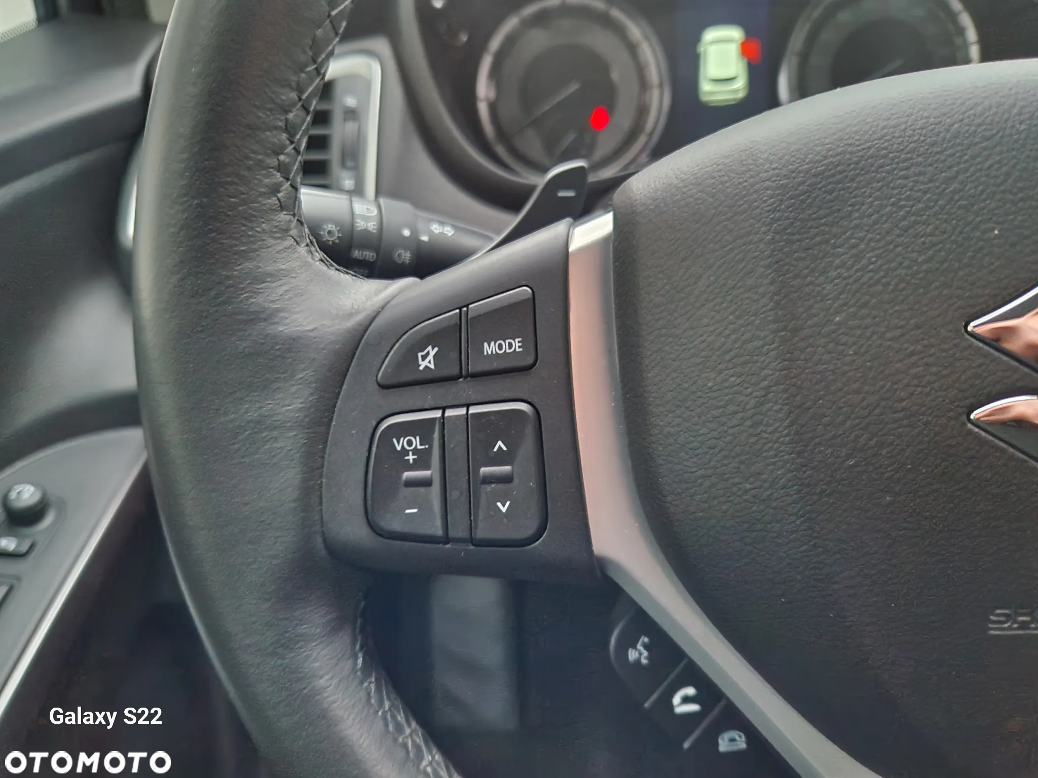Suzuki SX4 S-Cross 1.5 DualJet Hybrid Premium Plus SP AGS - 21
