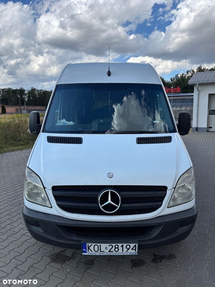 Mercedes-Benz Sprinter - 5