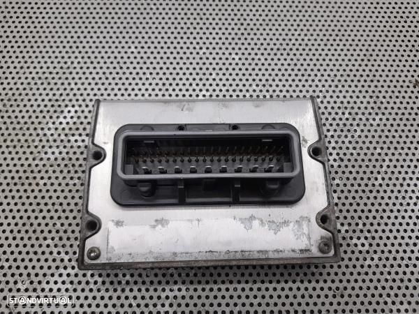 Caixa Fusiveis Chrysler Voyager Iii (Rg, Rs) - 2