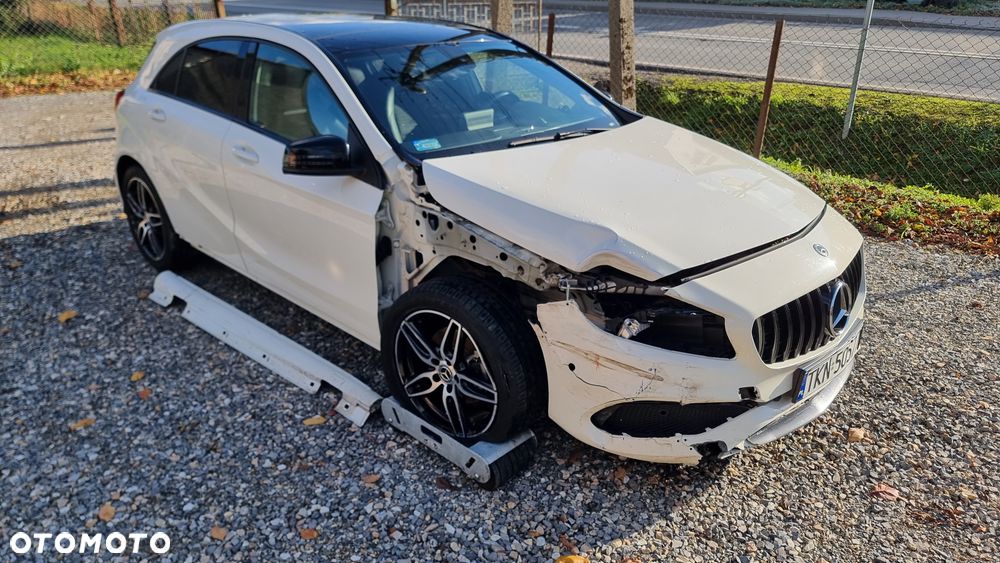 Mercedes-Benz Klasa A 180 7G-DCT AMG Line - 10