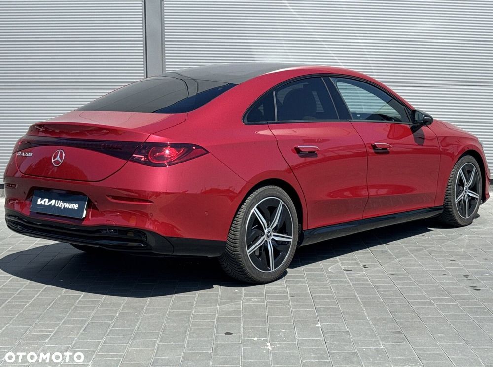 Mercedes-Benz CLA 200 mHEV 8G-DCT - 12