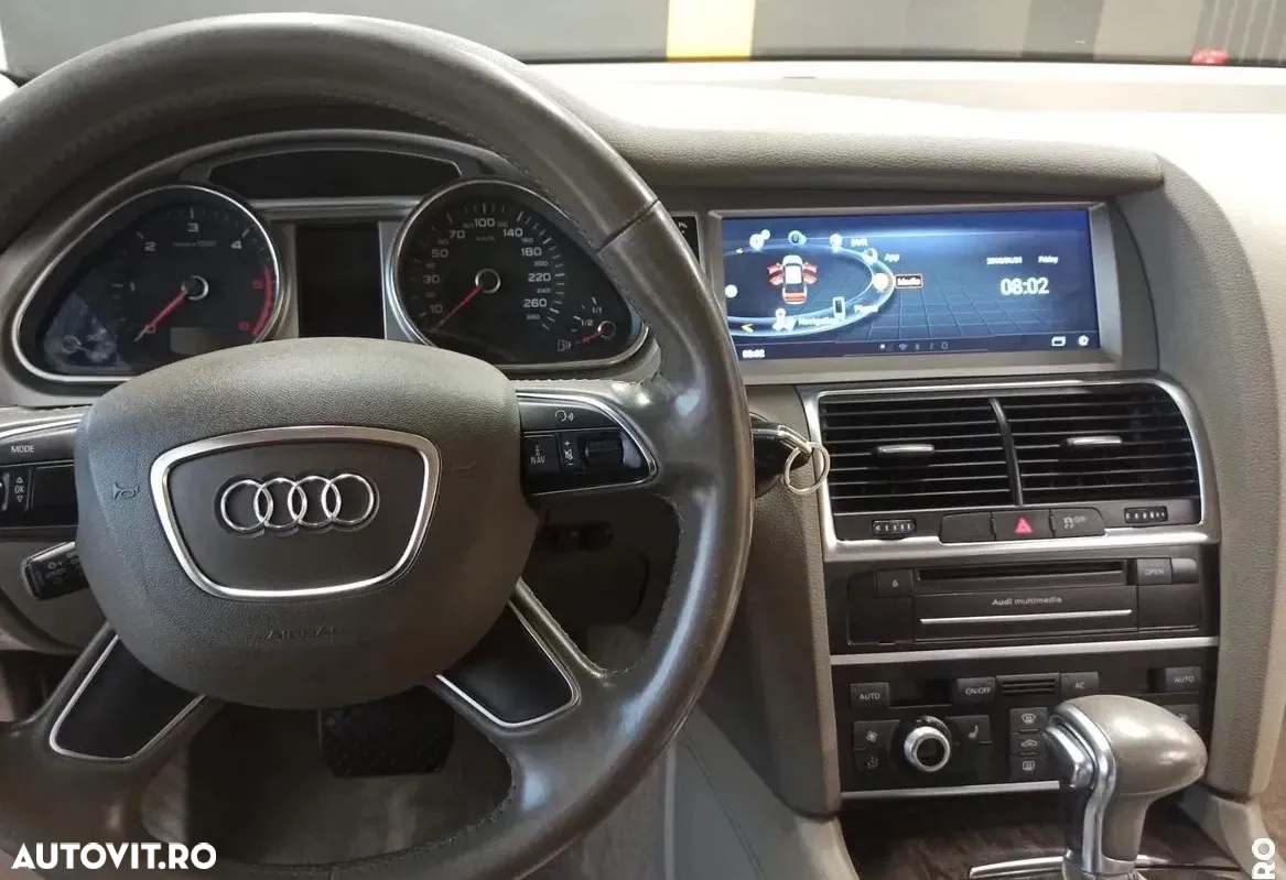Audi Q7 - 8