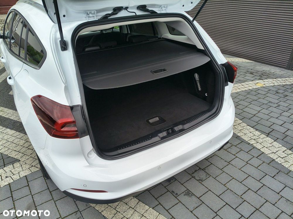 Ford Focus - 31