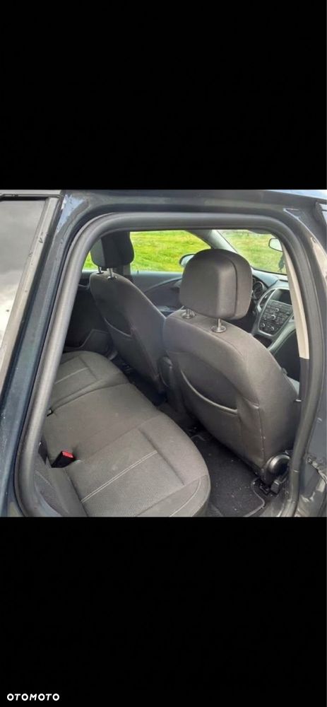 Opel Astra 2015 photo 4