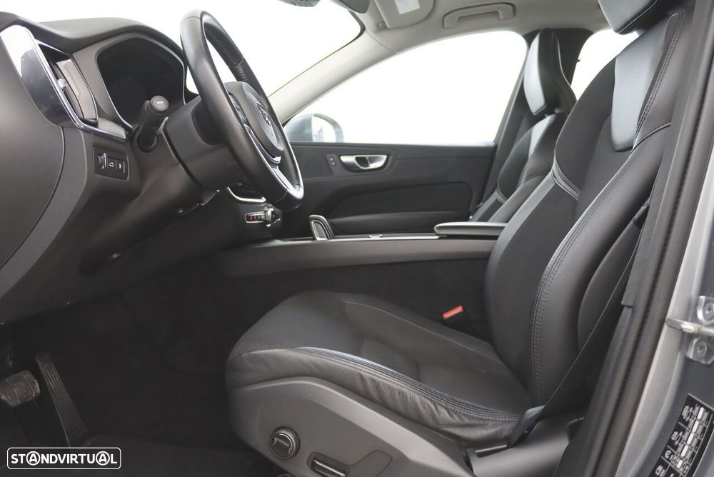 Volvo XC 60 2.0 T8 PHEV Momentum AWD - 5