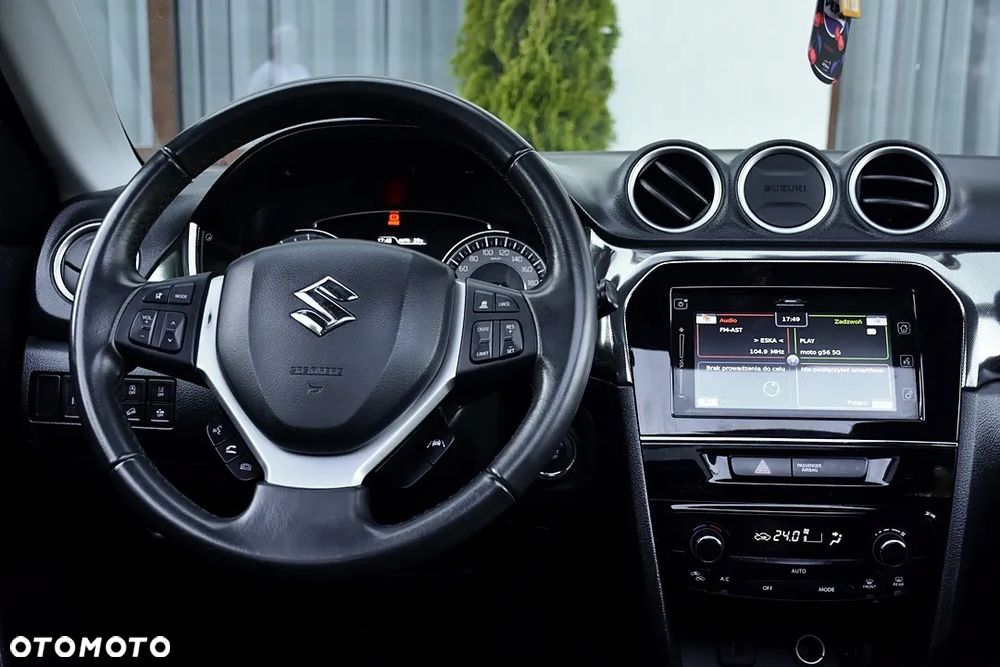 Suzuki Vitara 1.4 Boosterjet Hybrid Allgrip Comfort+ "SHINKAI" - 24