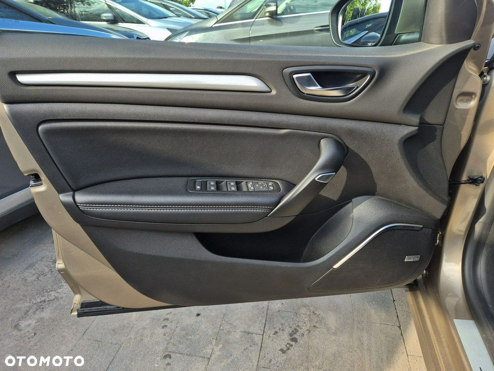 Renault Megane Grandtour ENERGY TCe 130 BOSE EDITION - 12