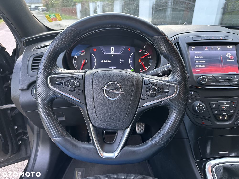 Opel Insignia - 17