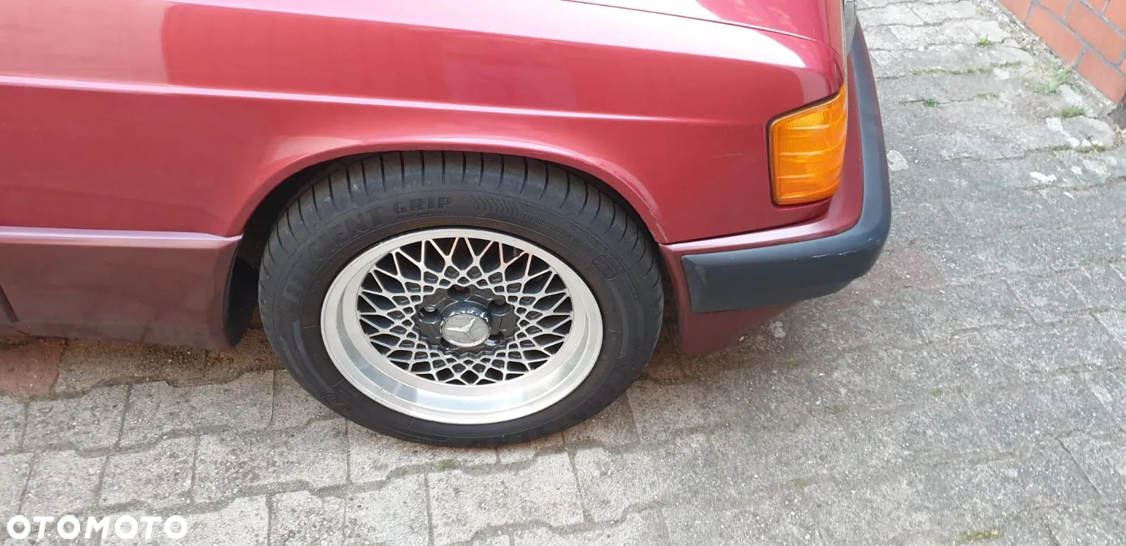 Mercedes-Benz W201 (190) - 15