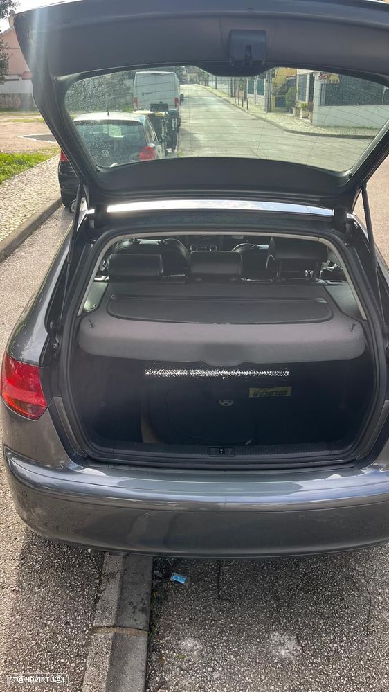 Audi A3 Sportback 2.0 TDi DSG - 4