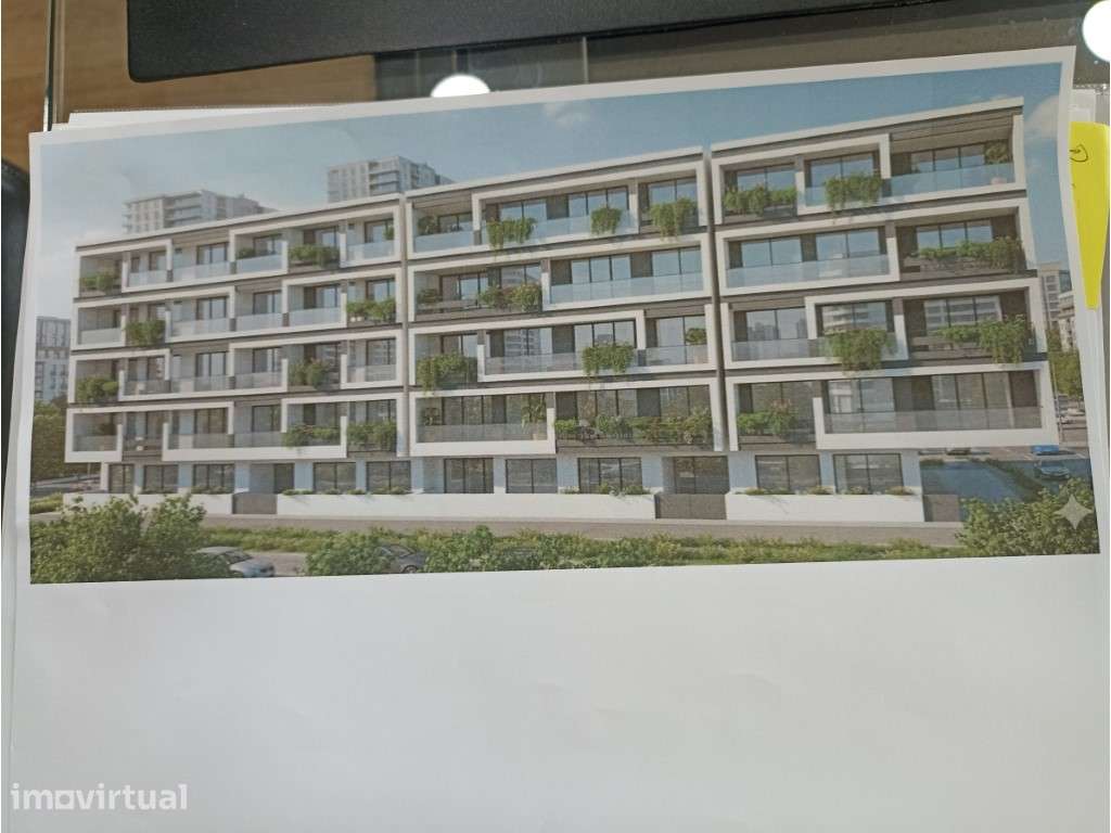 Terreno fantástico com projeto para 150 apartamentos - Grande imagem: 3/5
