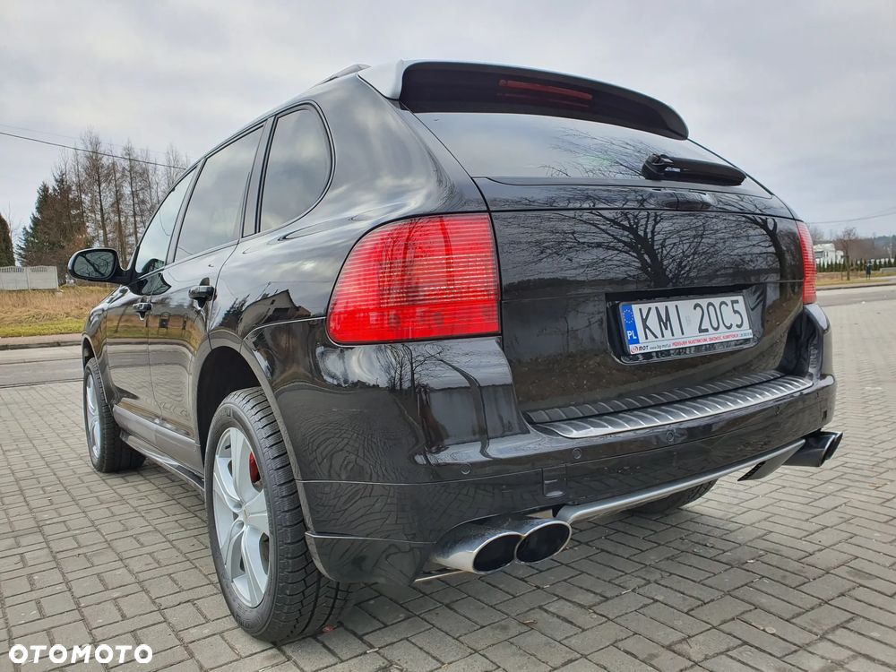 Porsche Cayenne - 18