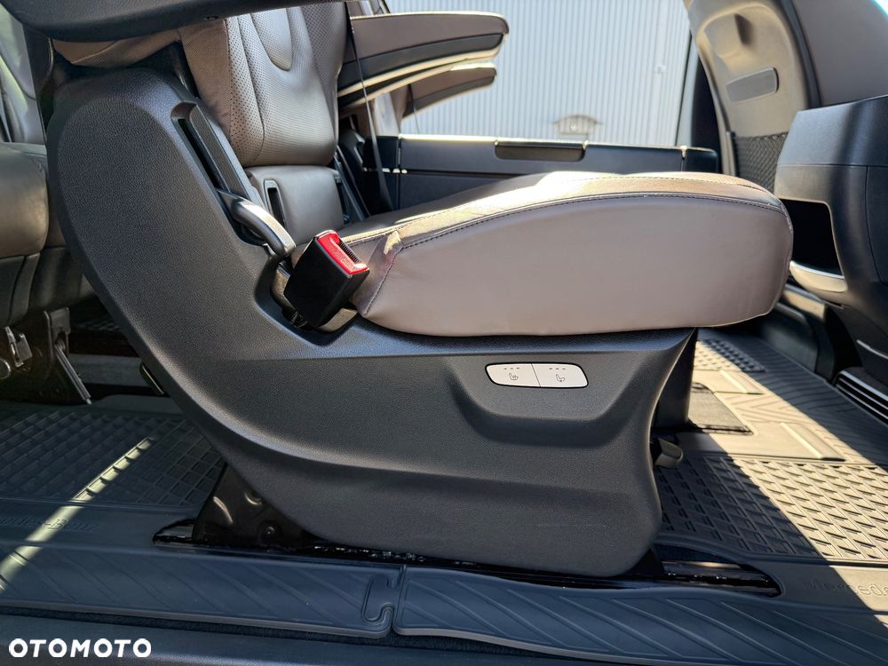 Mercedes-Benz Klasa V 300 d 4-Matic Exclusive 9G-Tronic (d³ugi) - 12