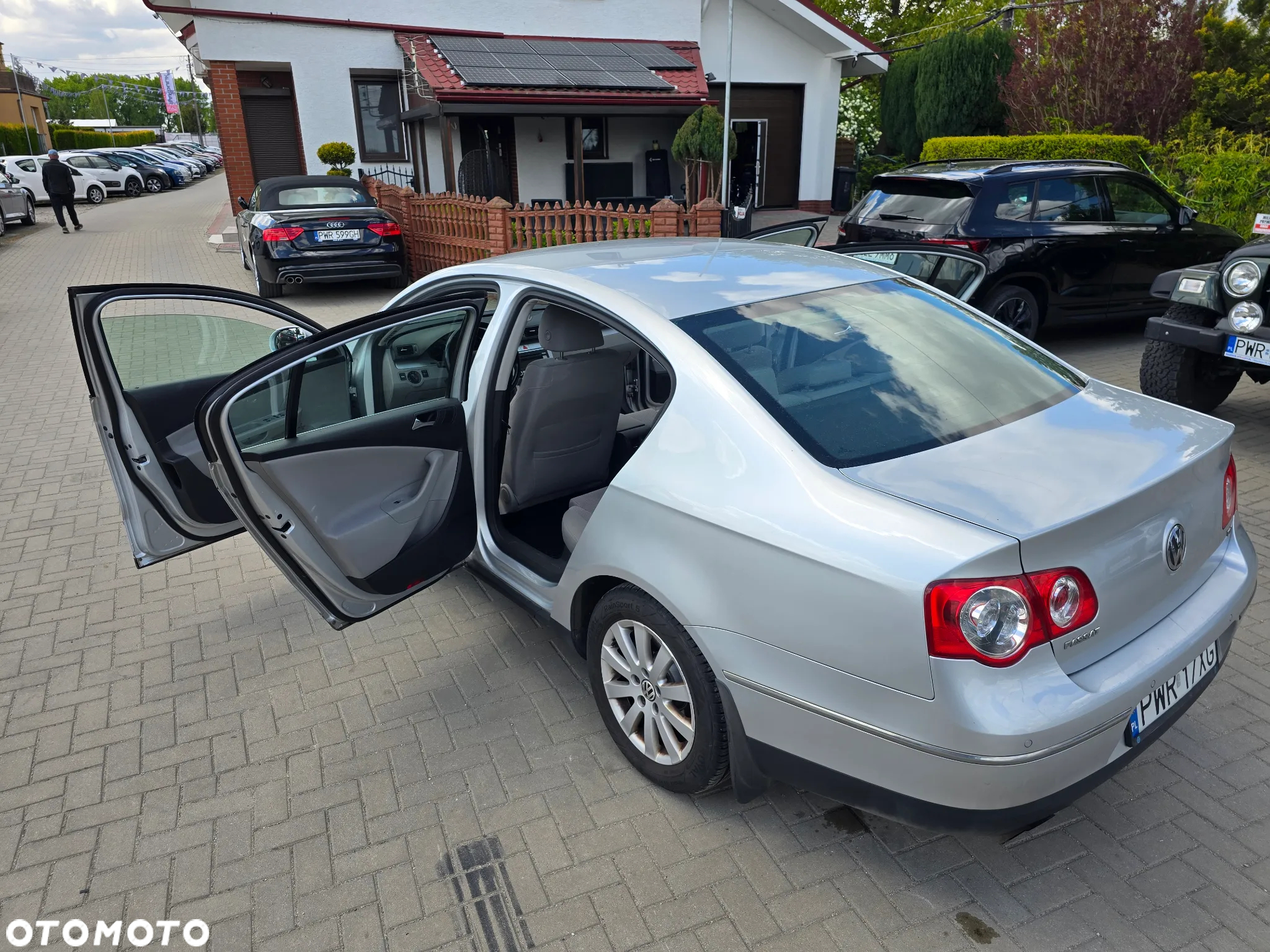 Volkswagen Passat - 35