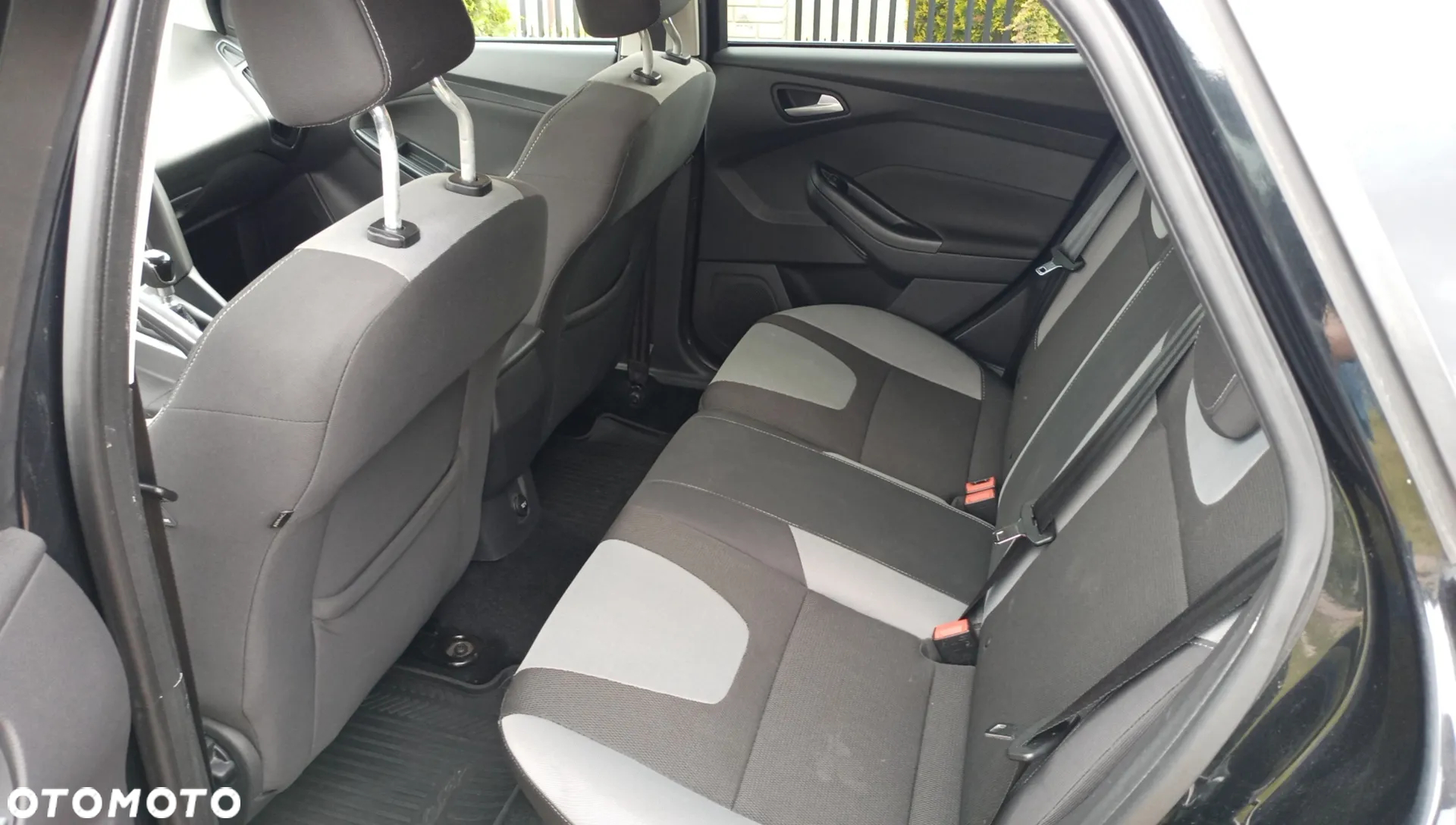 Ford Focus 1.6 EcoBoost Edition - 10