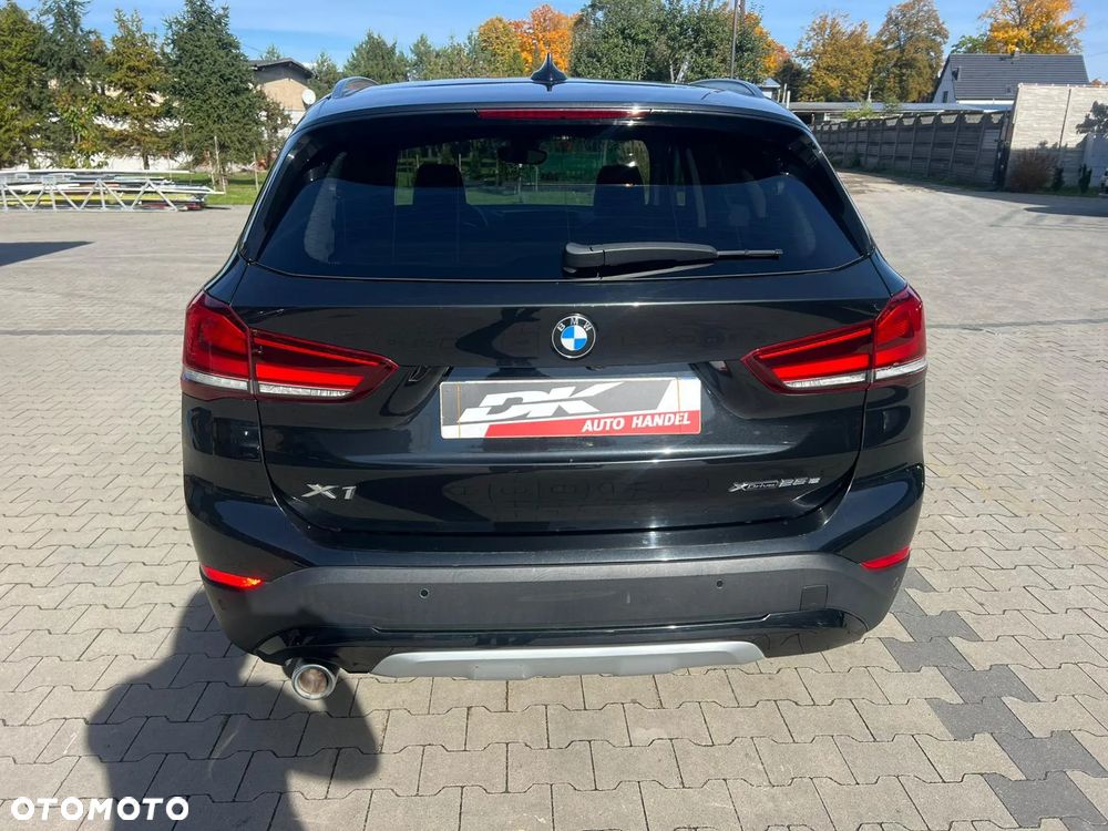 BMW X1 xDrive25e xLine - 4