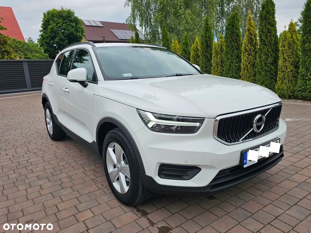 Volvo XC 40 T3 Momentum - 24