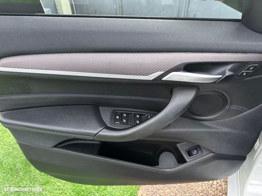 BMW X2 18 d sDrive Pack M - 30