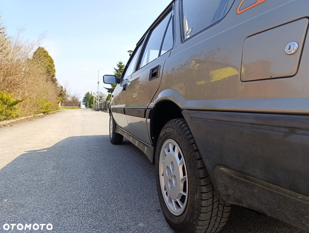 Polonez Caro - 6
